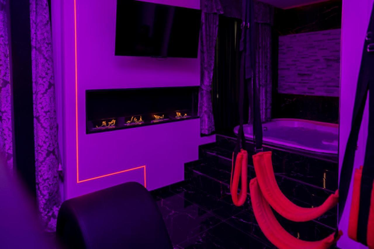 Suite Luxury Bdsm Ρώμη Εξωτερικό φωτογραφία