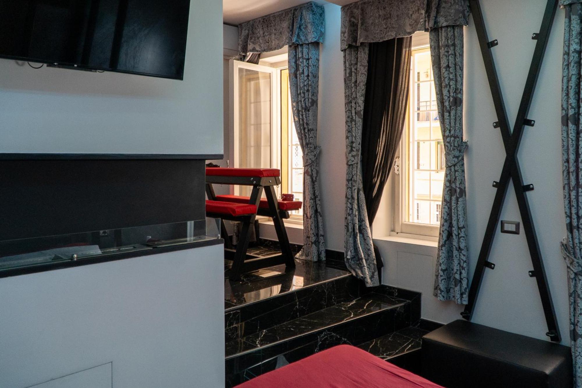 Suite Luxury Bdsm Ρώμη Εξωτερικό φωτογραφία